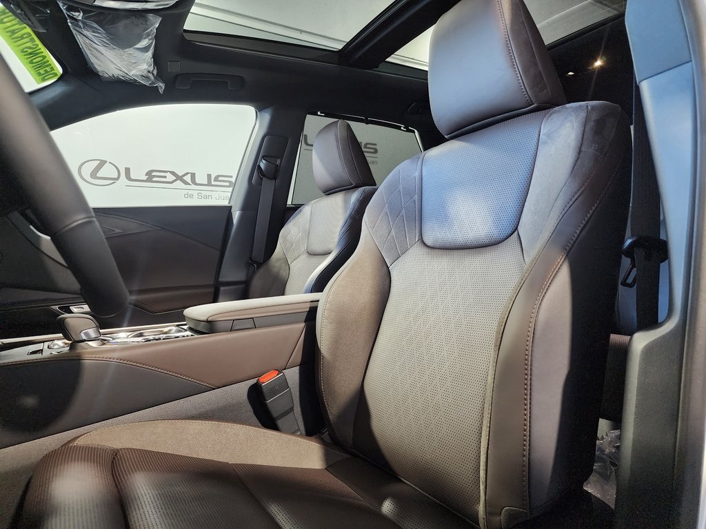 Thumbnail: 2025 Lexus RX - 15