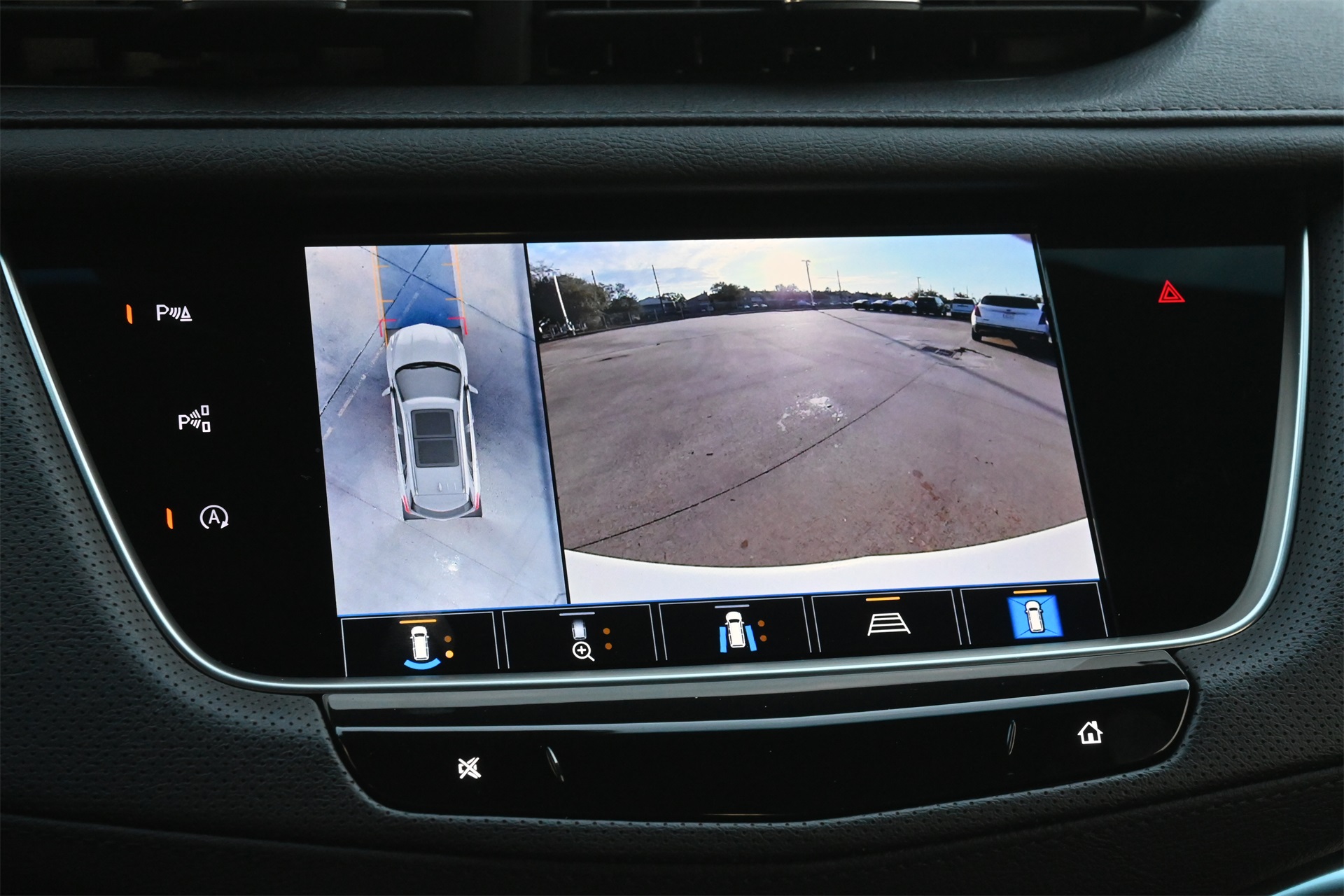 2025 Cadillac XT5 Premium Luxury White at Bayway Cadillac of The Woodlands