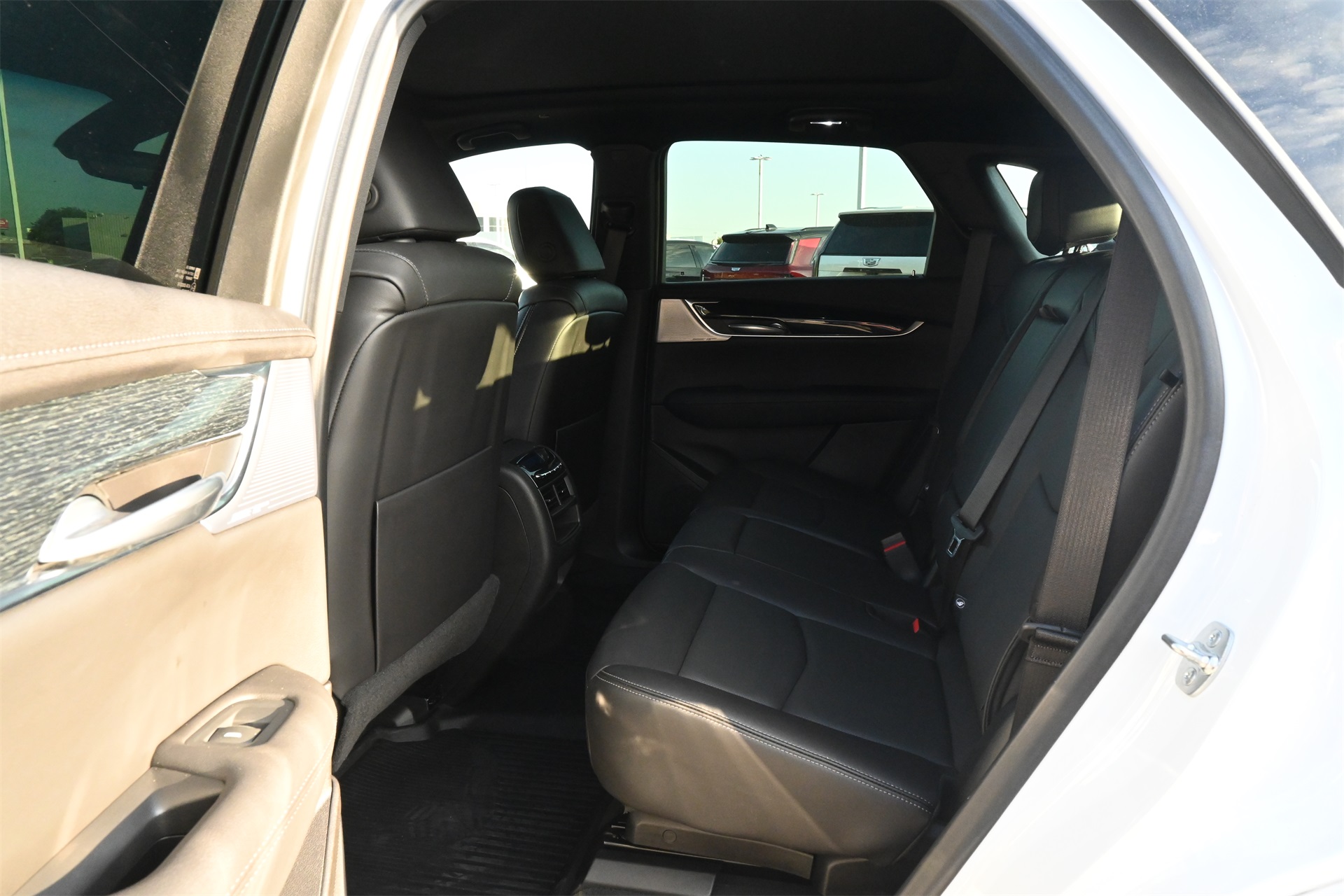 2025 Cadillac XT5 Premium Luxury White at Bayway Cadillac of The Woodlands