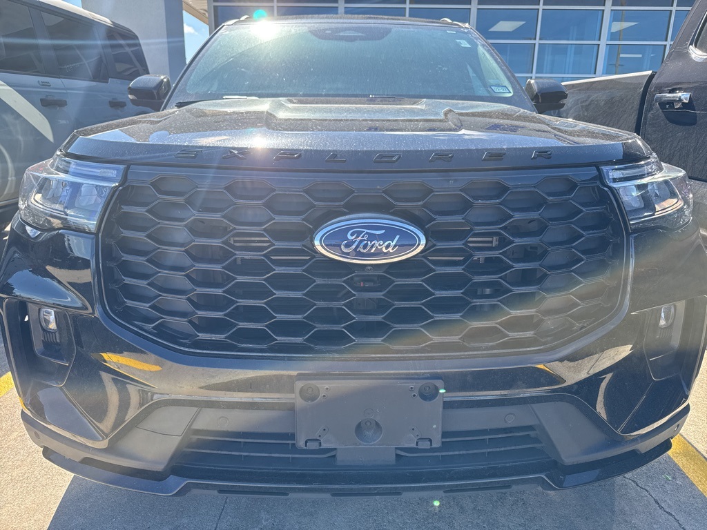 2025 Ford Explorer ST-Line AWD