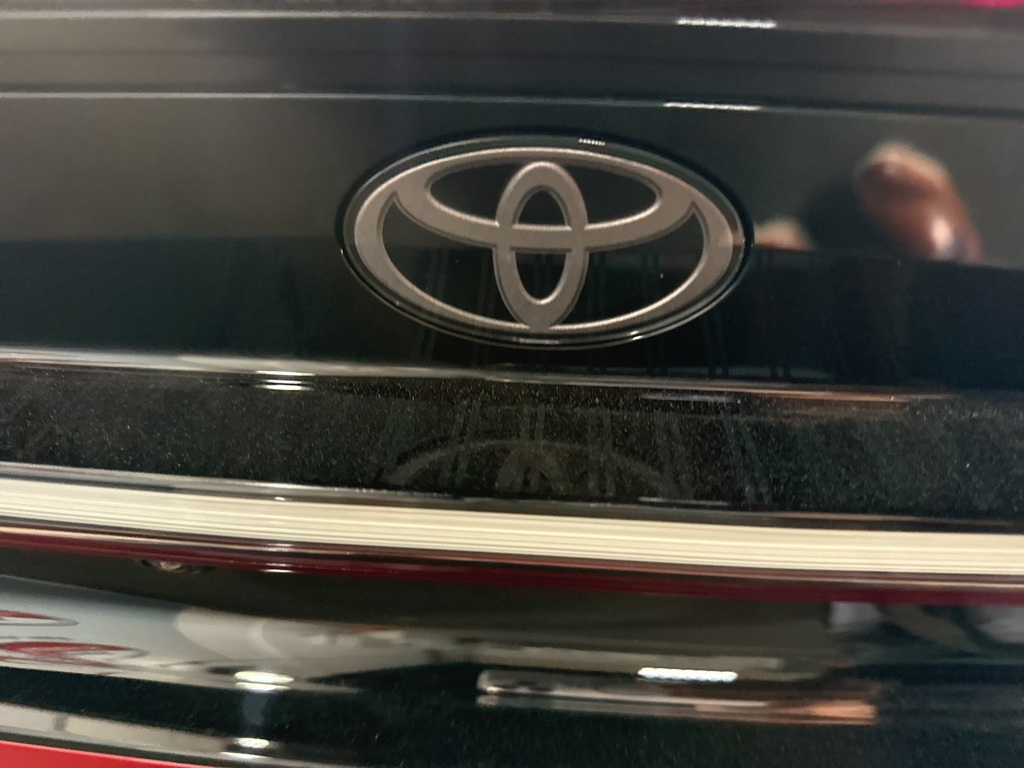 Thumbnail: 2025 Toyota Prius - 18