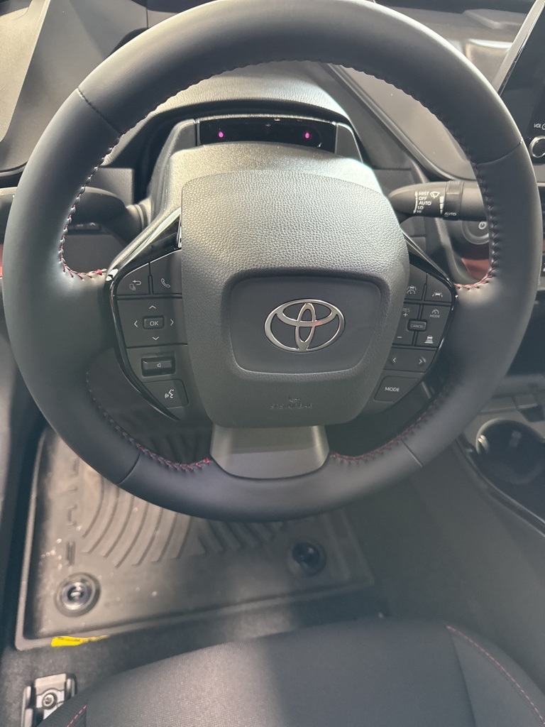 Used Car 2025 Toyota Prius Plug-in  Se For Sale Under $40,000 In San Juan, Puerto Rico