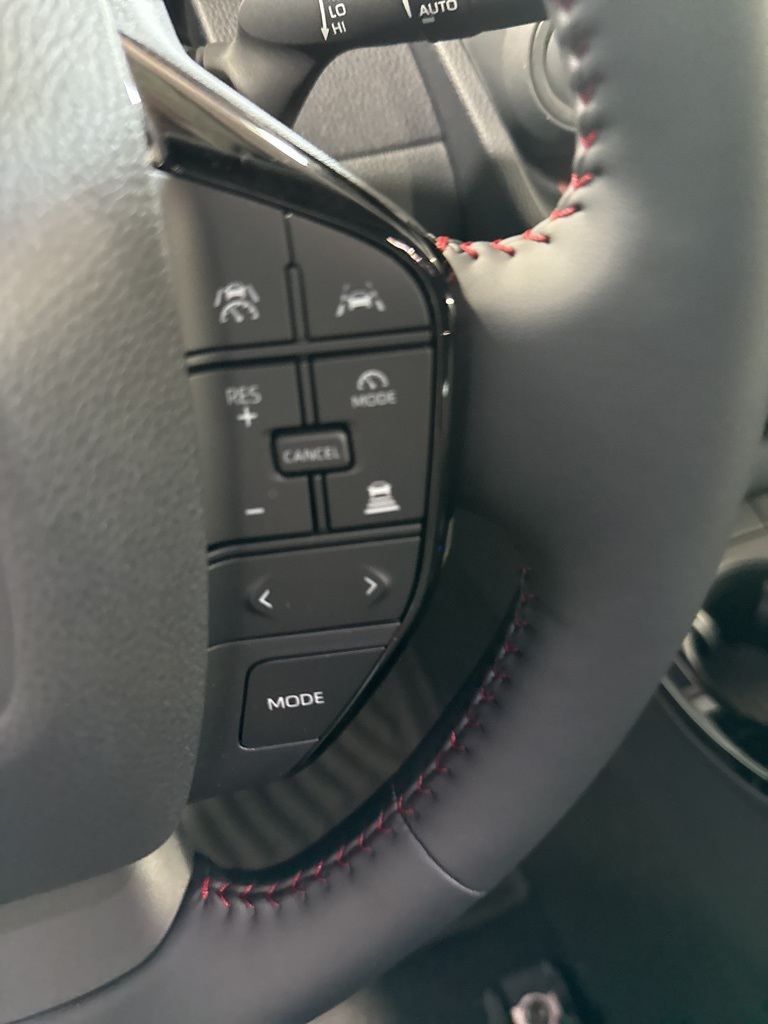 Used Car 2025 Toyota Prius Plug-in  Se For Sale Under $40,000 In San Juan, Puerto Rico