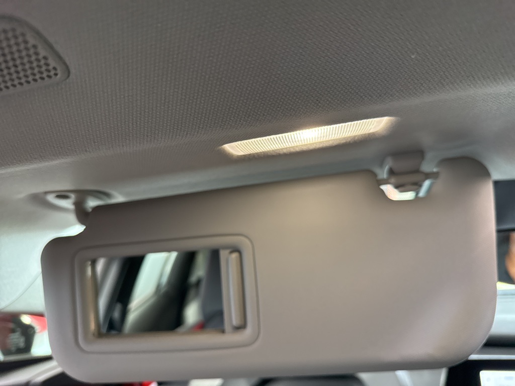 Used Car 2025 Toyota Prius Plug-in  Se For Sale Under $40,000 In San Juan, Puerto Rico