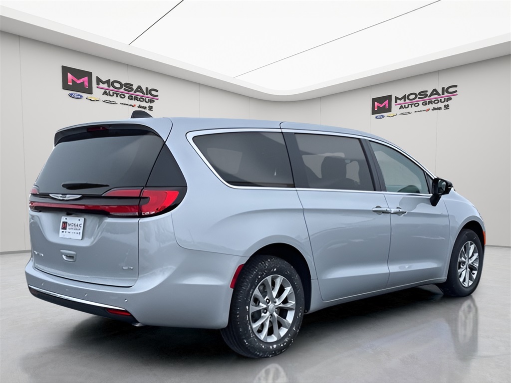 2026 Chrysler Pacifica