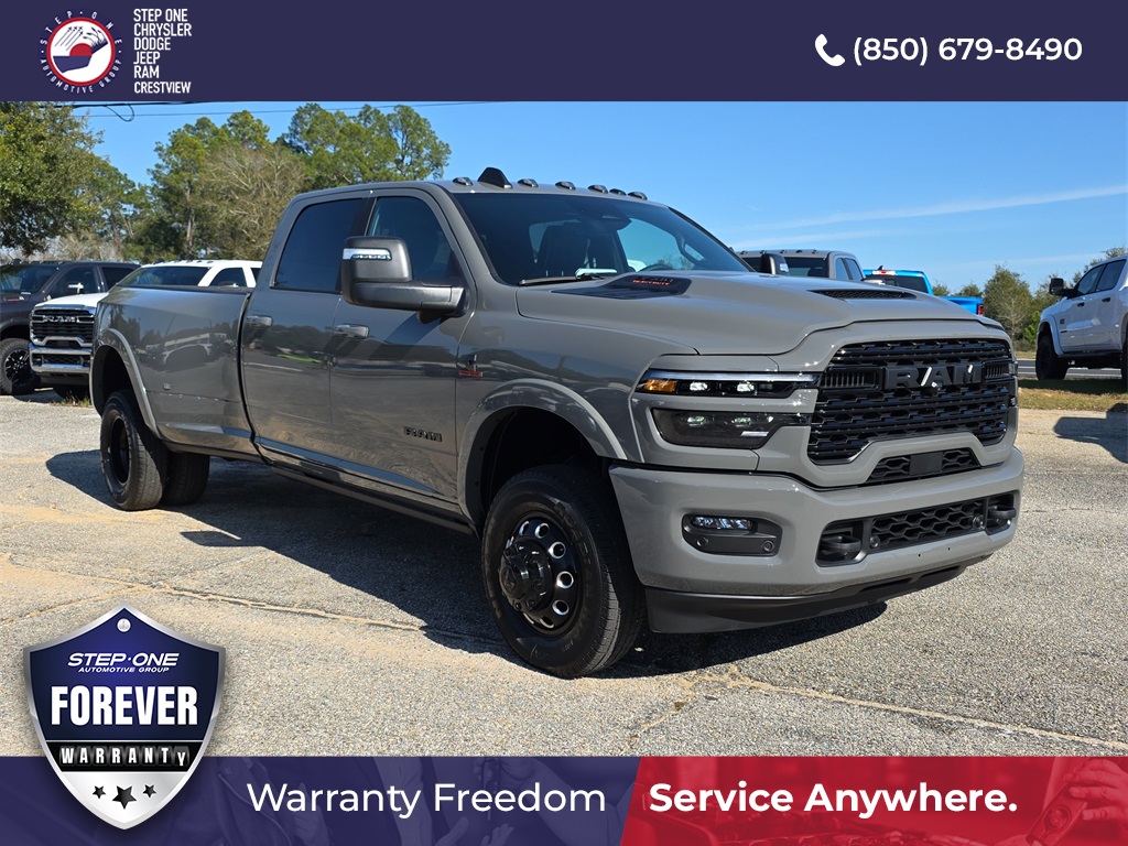 2026 RAM 3500 Limited Crew Cab LB DRW 4WD