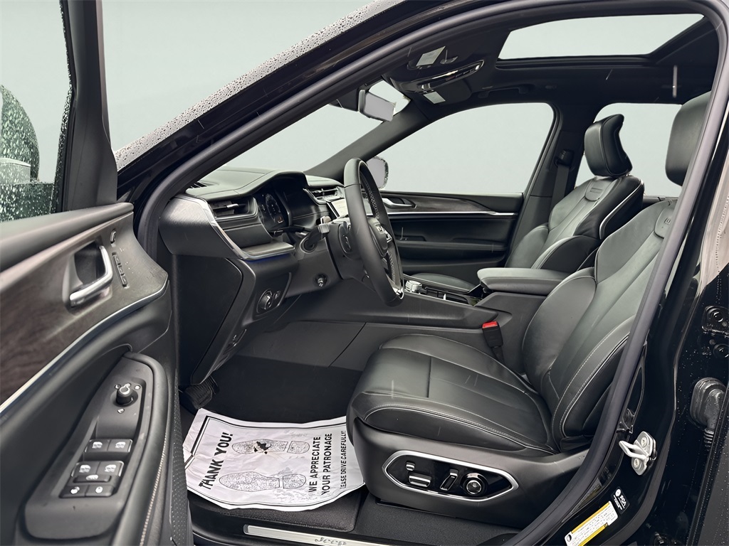 2025 Jeep Grand Cherokee