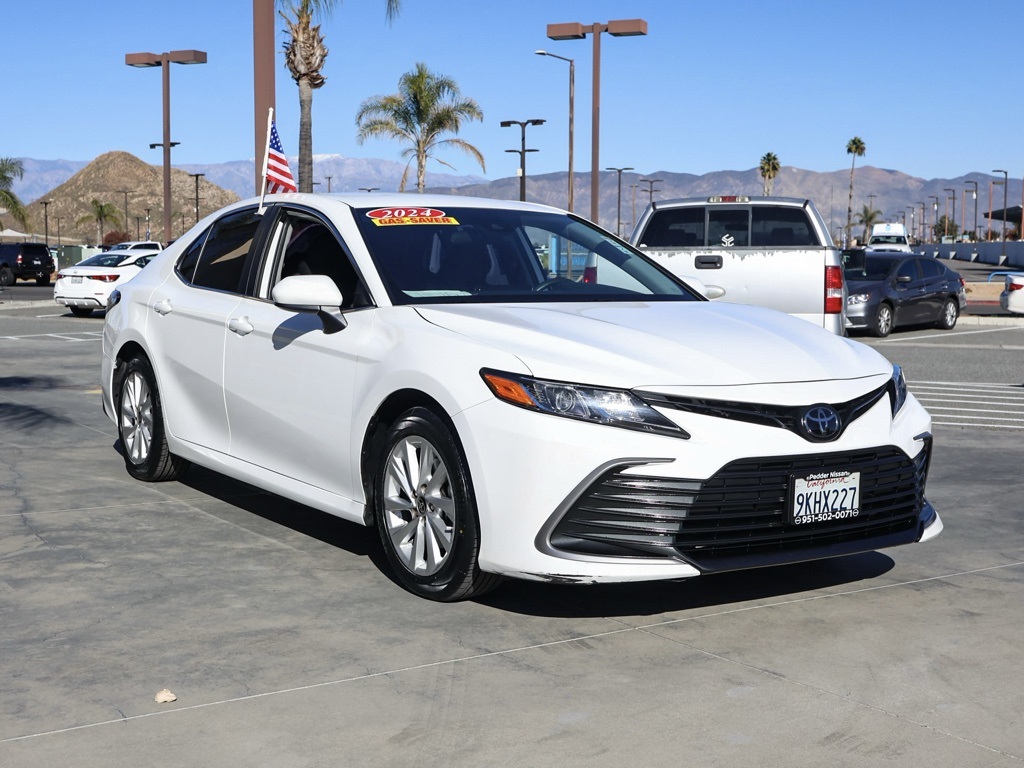 2024 Toyota Camry LE