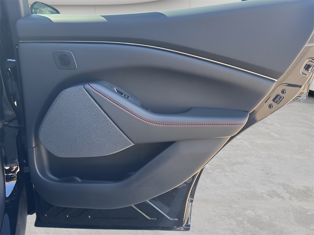 2025 Ford Mustang Mach-E