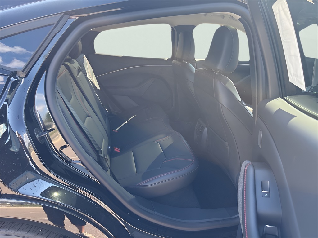 2025 Ford Mustang Mach-E