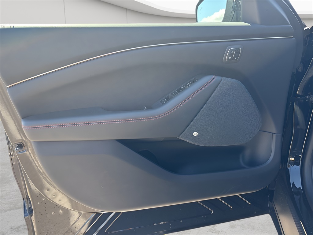 2025 Ford Mustang Mach-E