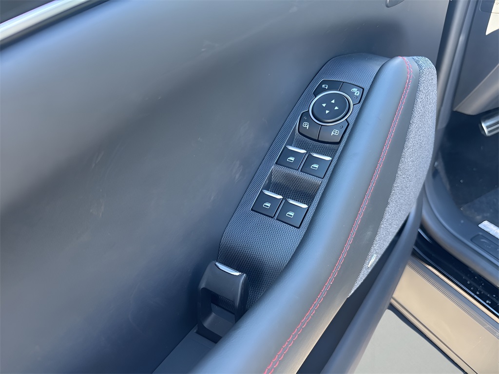 2025 Ford Mustang Mach-E