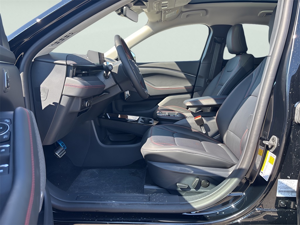 2025 Ford Mustang Mach-E