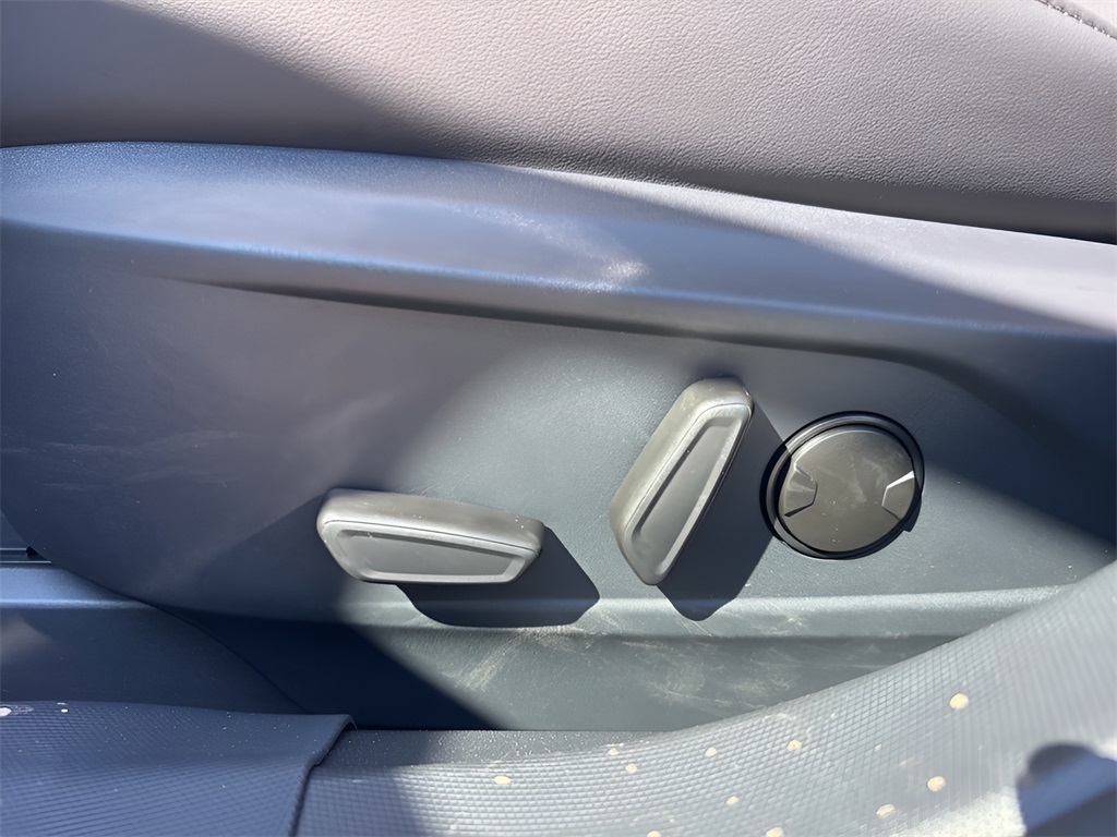 2025 Ford Mustang Mach-E