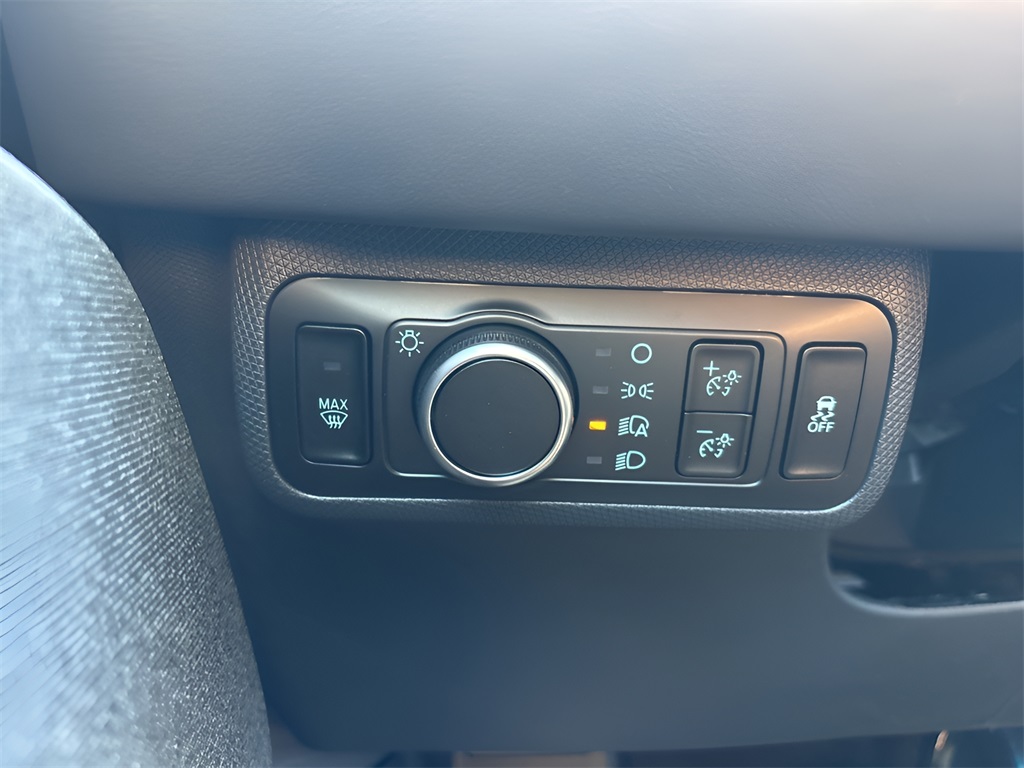 2025 Ford Mustang Mach-E