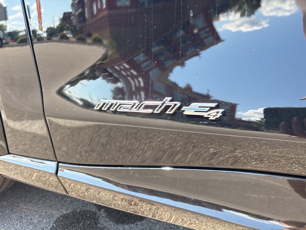 2025 Ford Mustang Mach-E