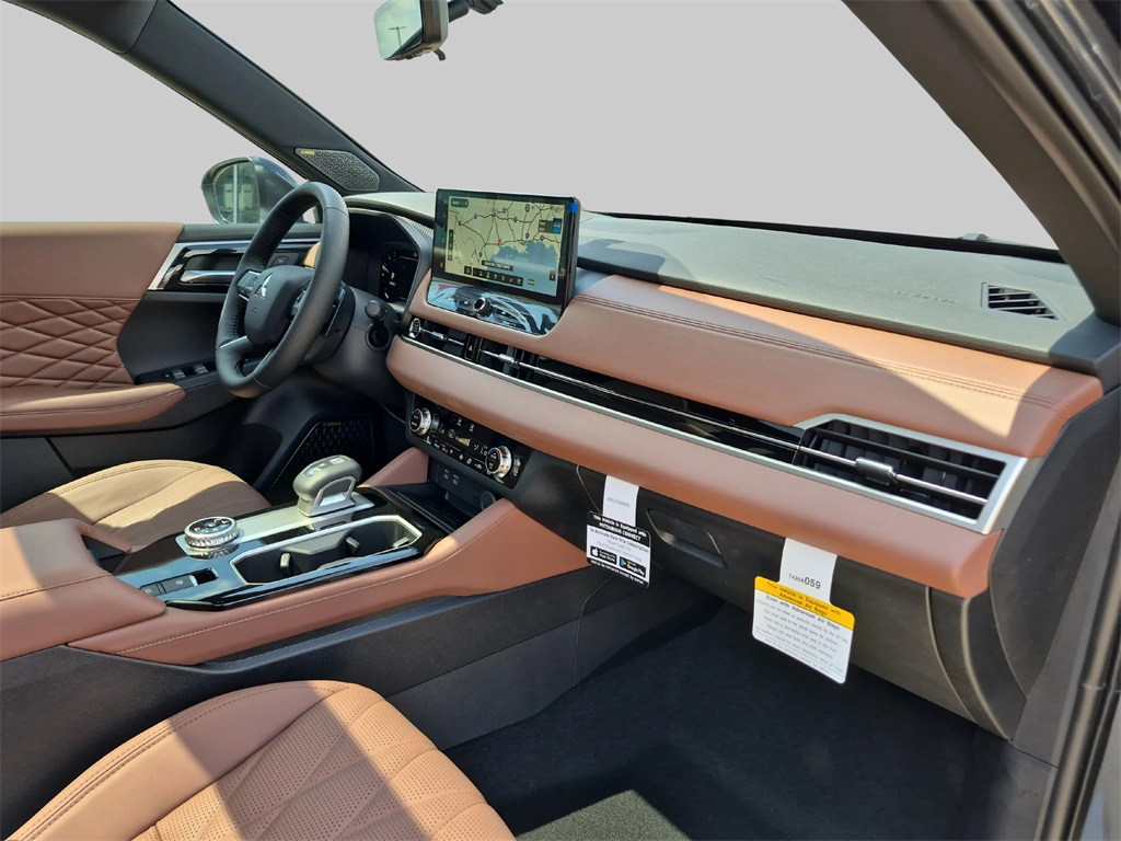 2025 Mitsubishi Outlander SEL Gray at DeMontrond Gulf Freeway