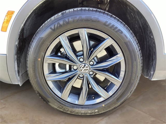 Used Car 2024 Volkswagen Tiguan  2.0t Se For Sale Under $25,000 In San Antonio, Texas