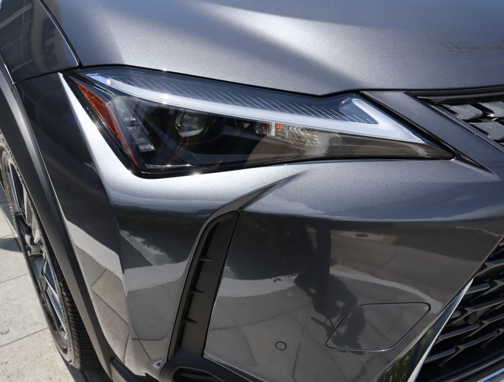 Thumbnail: 2025 Lexus UX - 16