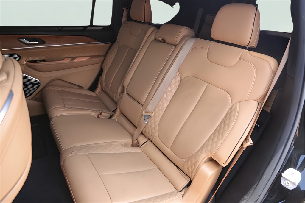 Used Car 2023 Jeep Grand Cherokee L  Summit For Sale Under $50,000 In Austin, Texas