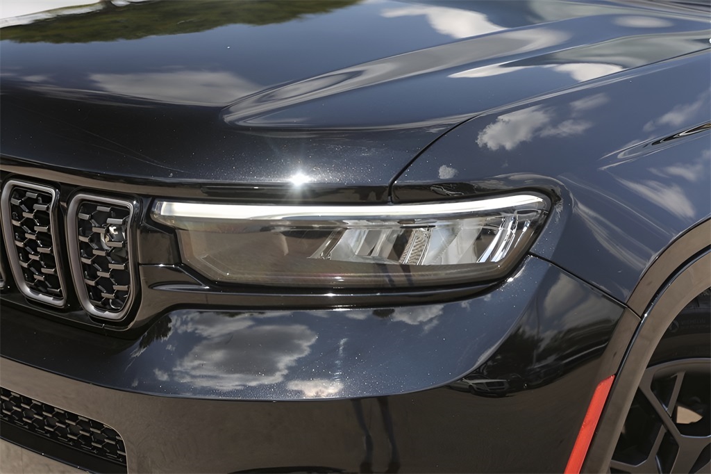 Used Car 2023 Jeep Grand Cherokee L  Summit For Sale Under $50,000 In Austin, Texas