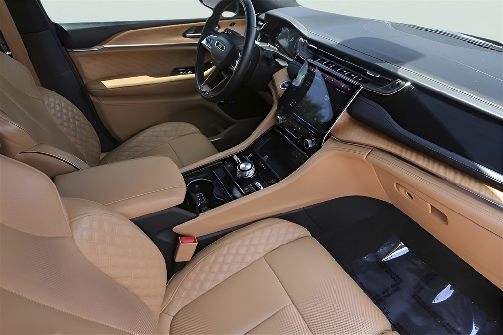 Used Car 2023 Jeep Grand Cherokee L  Summit For Sale Under $50,000 In Austin, Texas