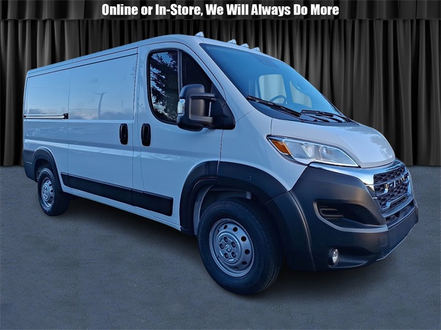 2023 RAM ProMaster 2500 136 Low Roof Cargo Van FWD