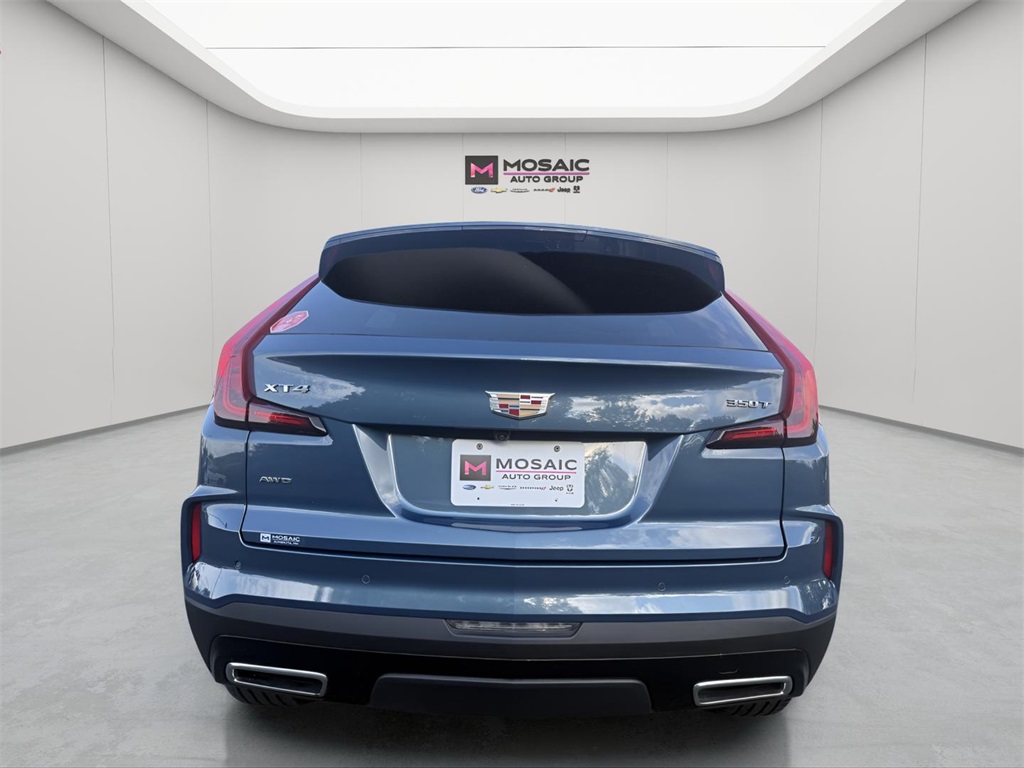 2024 Cadillac XT4