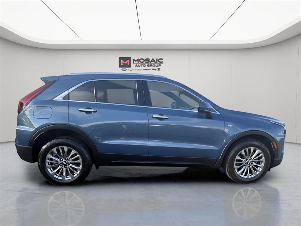 2024 Cadillac XT4