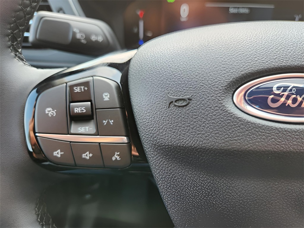 2025 Ford Escape Plug-In Hybrid