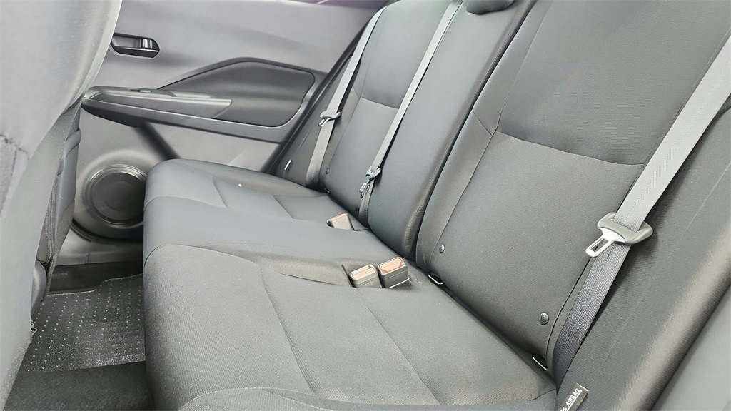 2025 Nissan Kicks Play