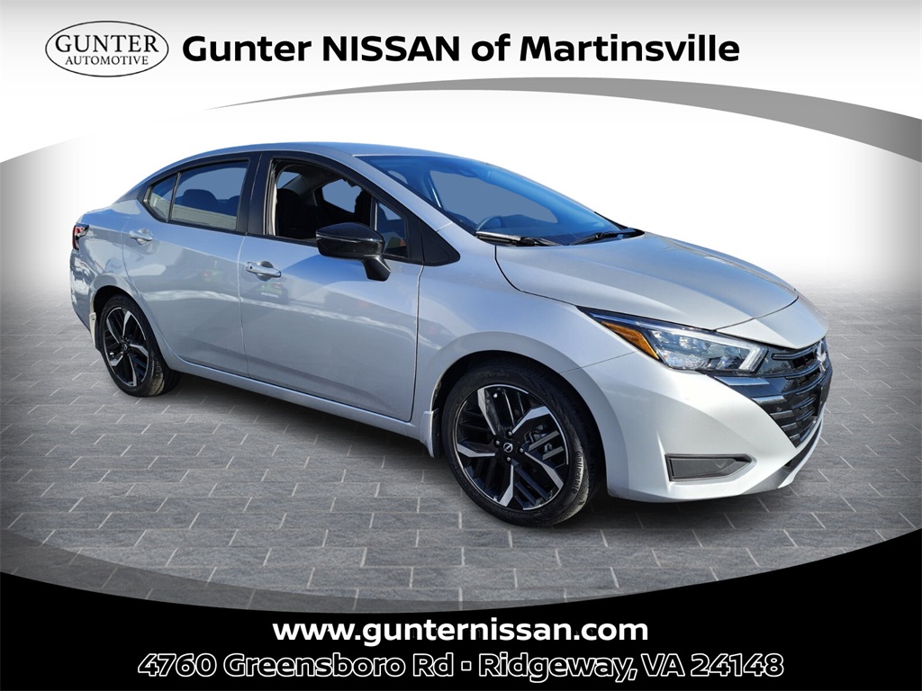 2025 Nissan Versa SR FWD