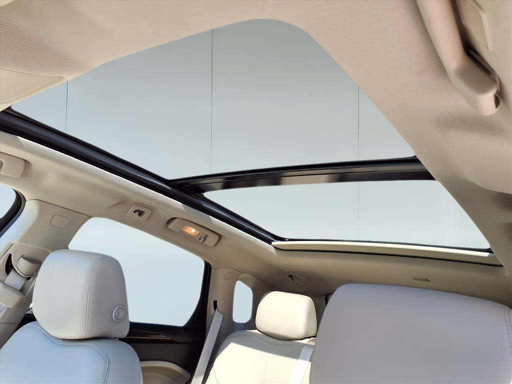 2013 Cadillac SRX Luxury Black at DeMontrond Auto Country