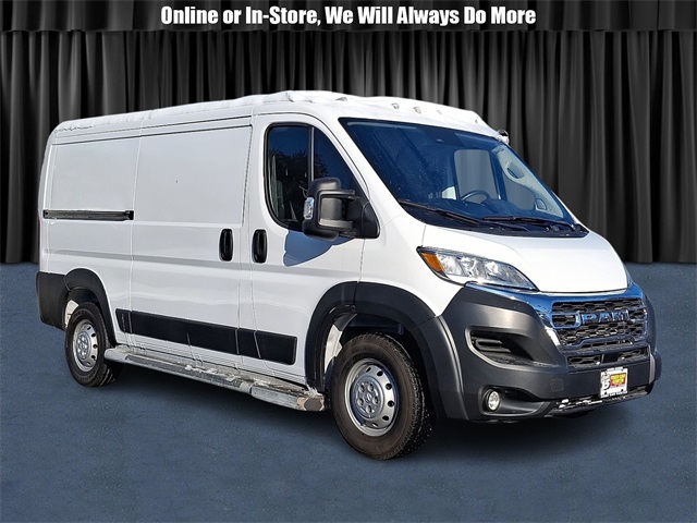 2023 RAM ProMaster 2500 136 Low Roof Cargo Van FWD