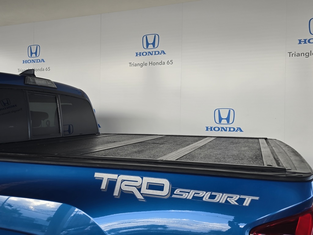 Thumbnail: 2016 Toyota Tacoma - 27