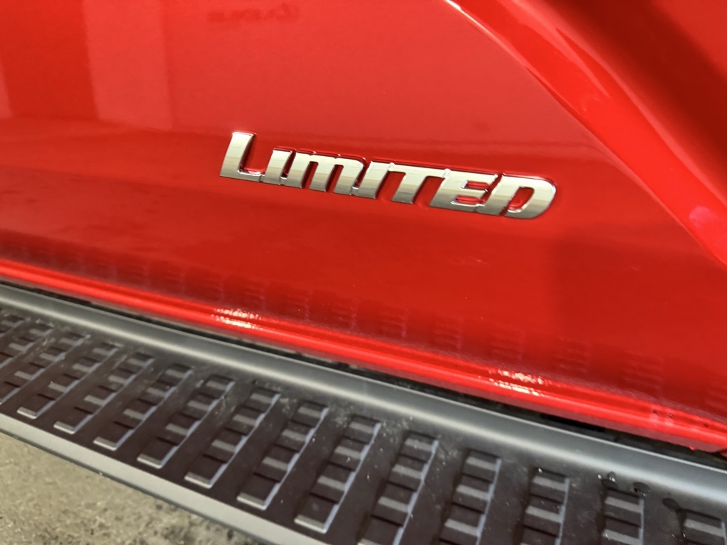 Thumbnail: 2025 Toyota 4Runner - 9