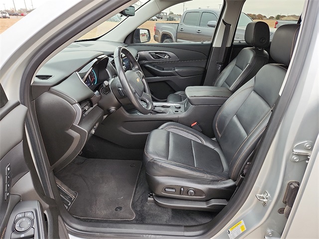 Used Car 2021 Chevrolet Traverse  Premier For Sale Under $30,000 In Plainview, Texas