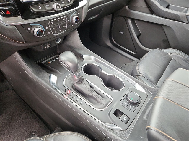 Used Car 2021 Chevrolet Traverse  Premier For Sale Under $30,000 In Plainview, Texas