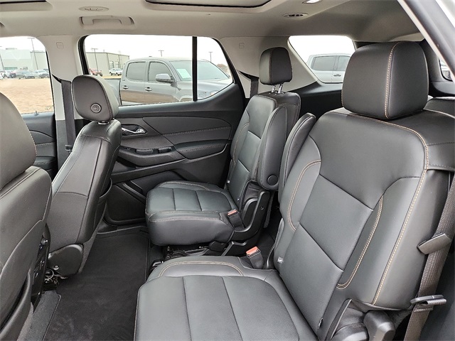 Used Car 2021 Chevrolet Traverse  Premier For Sale Under $30,000 In Plainview, Texas