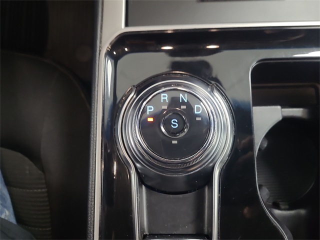 2019 – Ford – Edge
