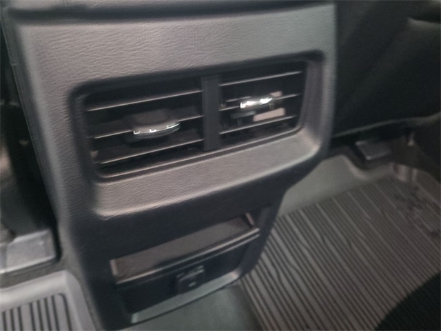 2019 – Ford – Edge