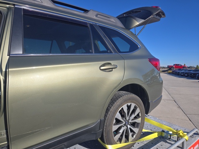 Used 2017 Subaru Outback Limited with VIN 4S4BSAKC5H3362461 for sale in Arcadia, FL