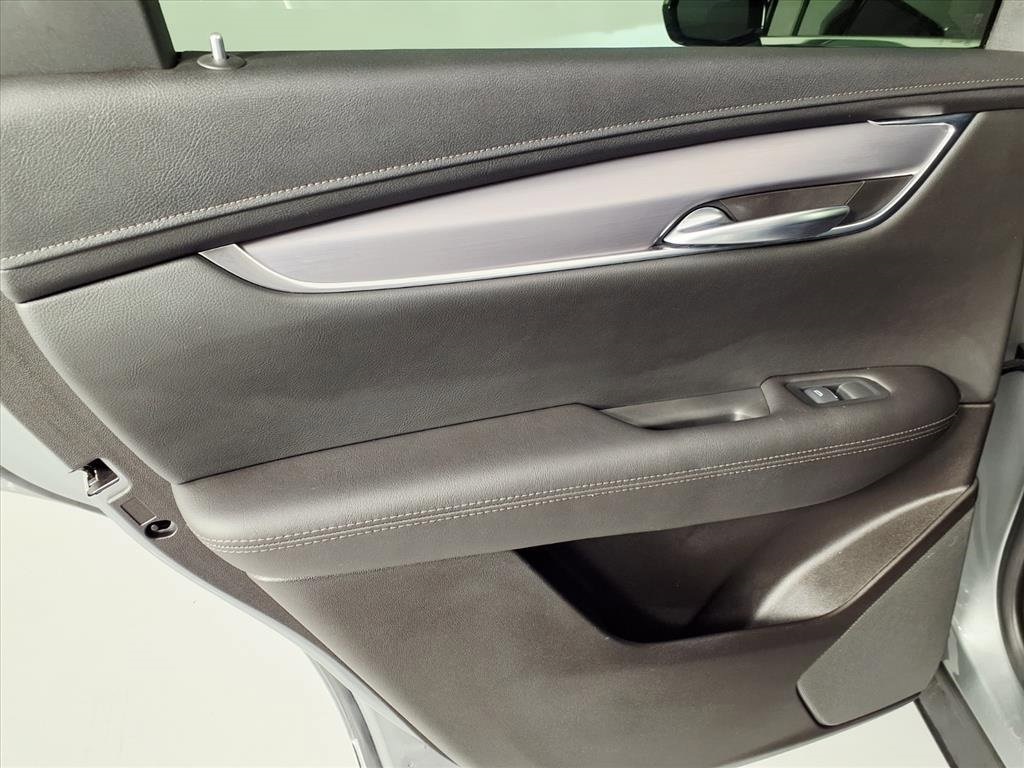 2024 Cadillac XT5 Luxury Silver at Tom Peacock Cadillac