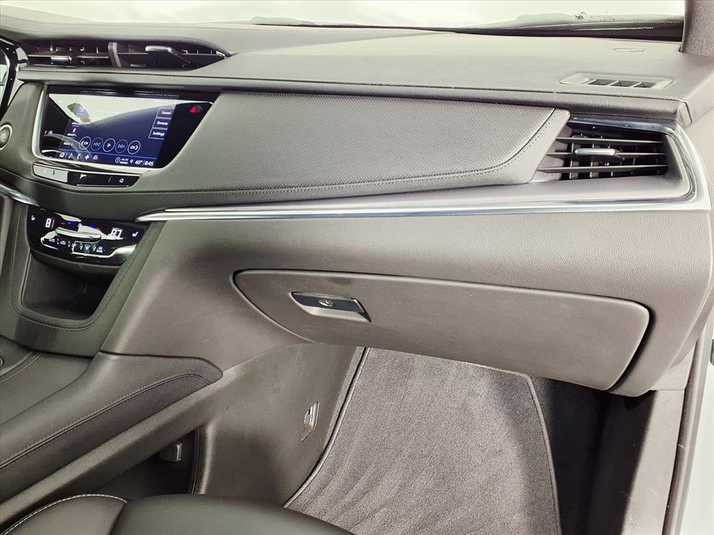 2024 Cadillac XT5 Luxury Silver at Tom Peacock Cadillac