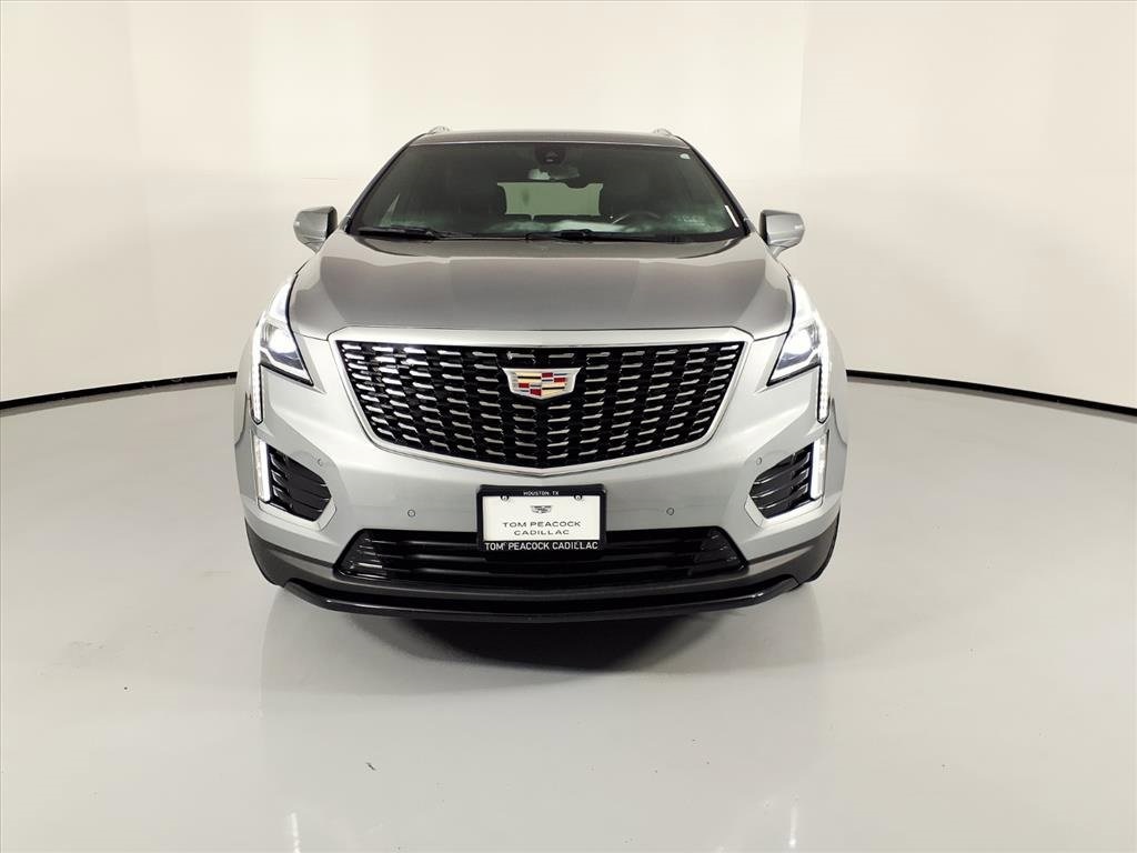 2024 Cadillac XT5 Luxury Silver at Tom Peacock Cadillac