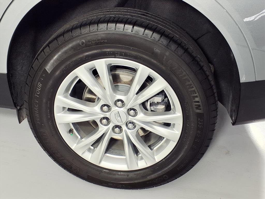 2024 Cadillac XT5 Luxury Silver at Tom Peacock Cadillac