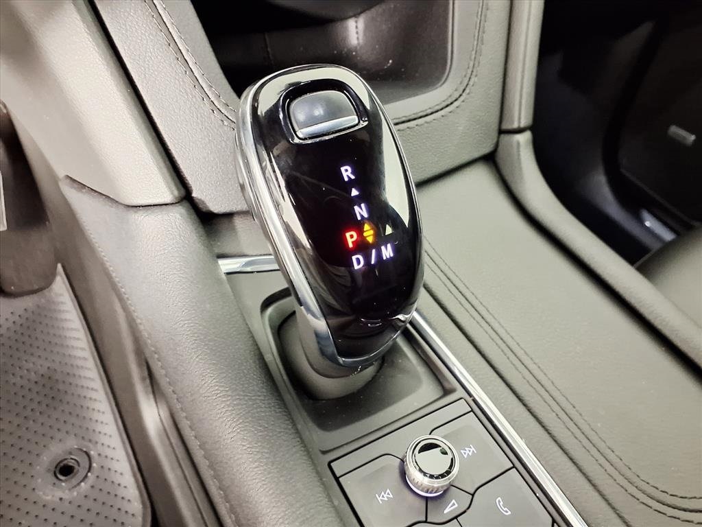 2024 Cadillac XT5 Luxury Silver at Tom Peacock Cadillac