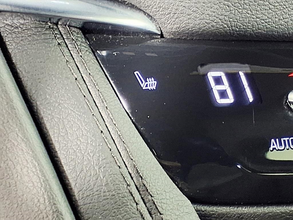 2024 Cadillac XT5 Luxury Silver at Tom Peacock Cadillac