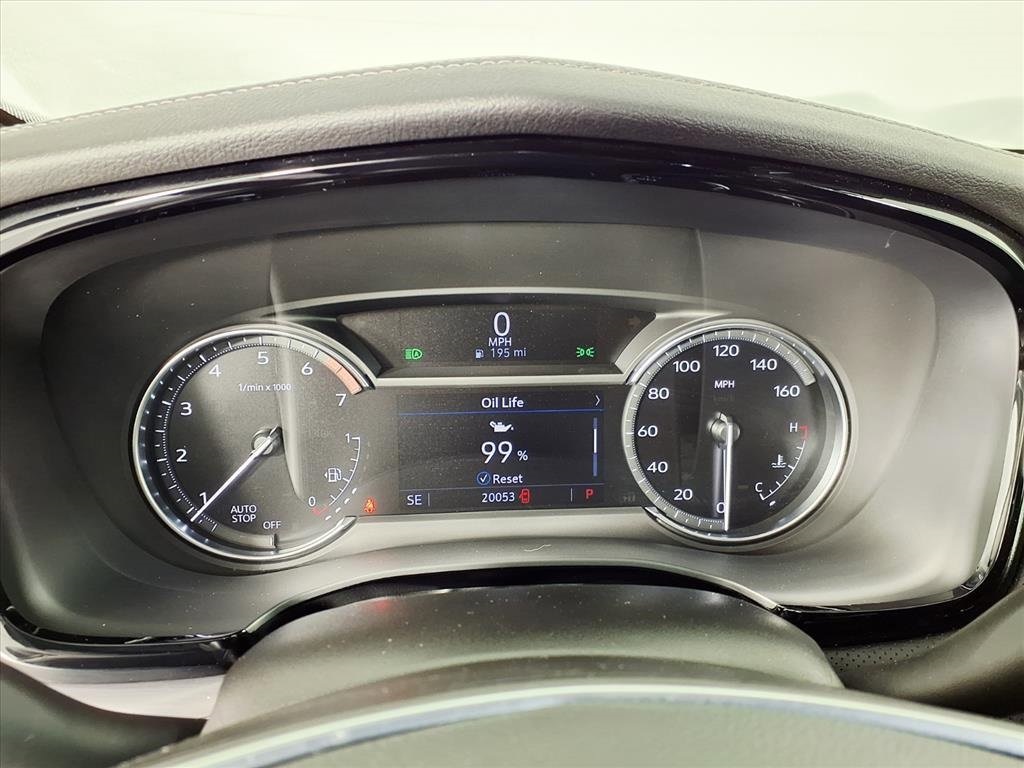 2024 Cadillac XT5 Luxury Silver at Tom Peacock Cadillac