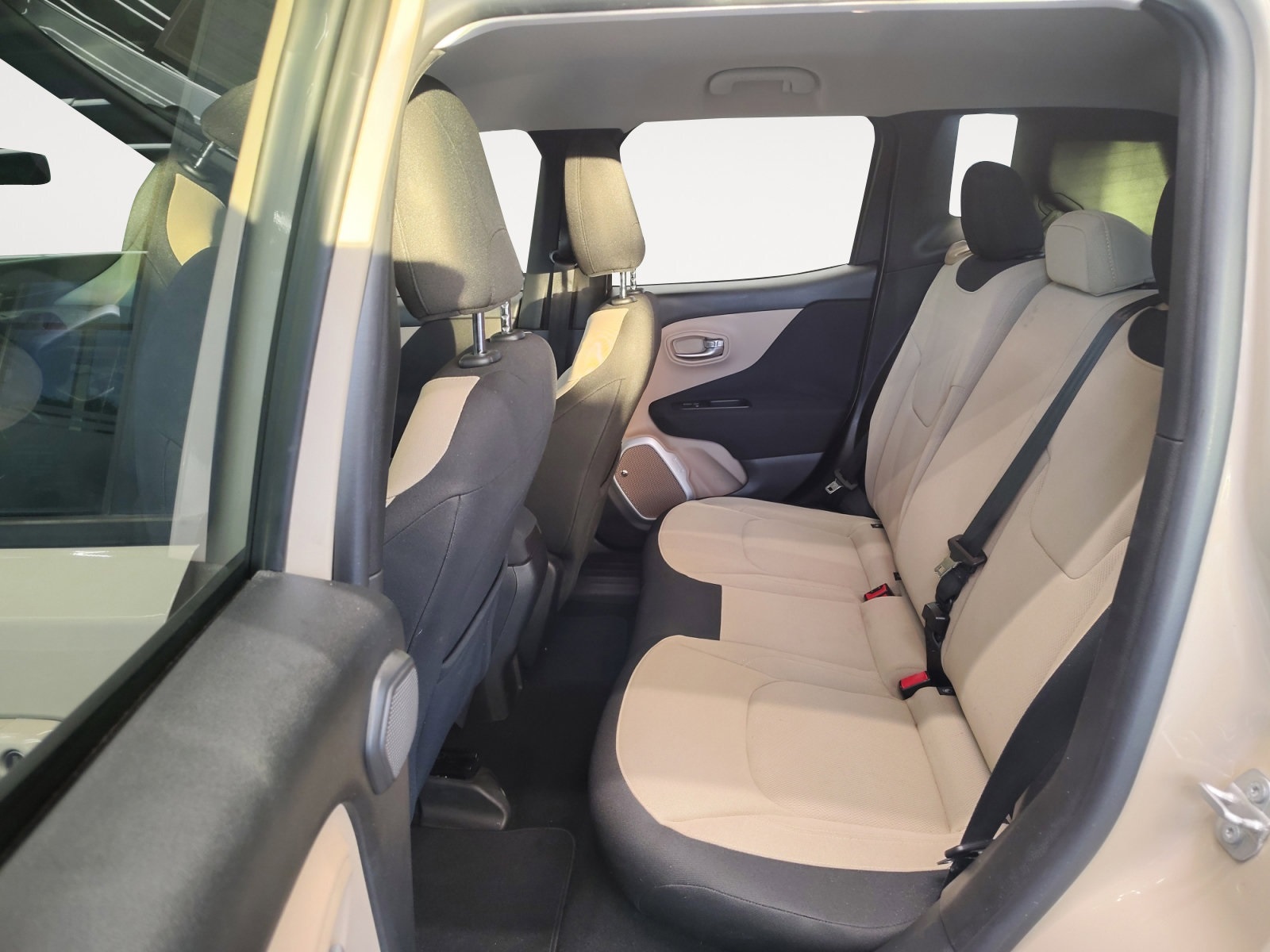 Used Car 2016 Jeep Renegade  Latitude For Sale Under $12,000 In San Antonio, Texas